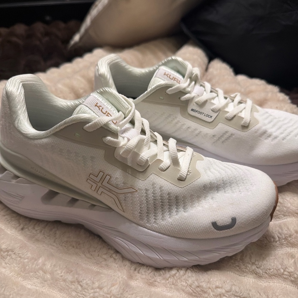 KURU Women’s Quantum Athletic Shoes White Size 7.5 EU 38 Heel Support - Picture 2 of 8